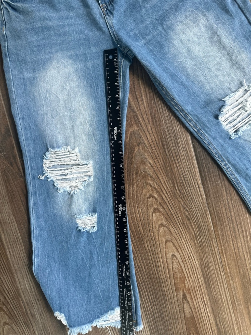 Light Blue Distressed Wide-Leg High-Rise Jeans for Women - Picture 8 of 13